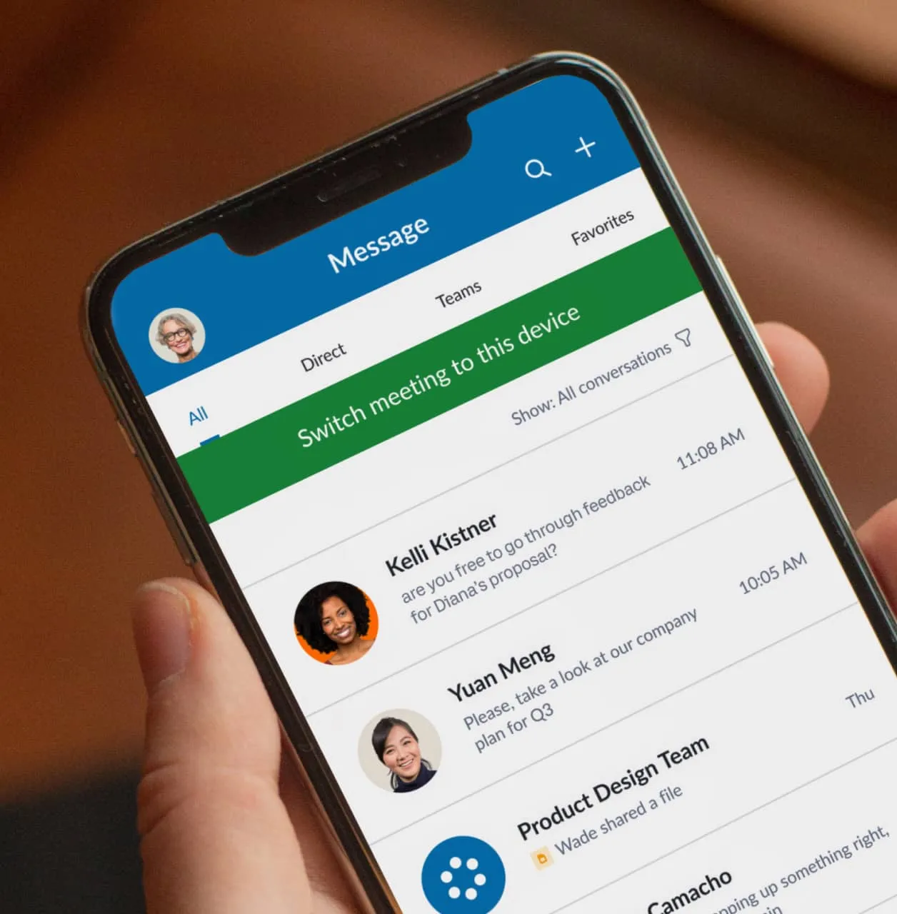 The Switch Between Devices feature in use in a RingCentral app displayed on a mobile phone