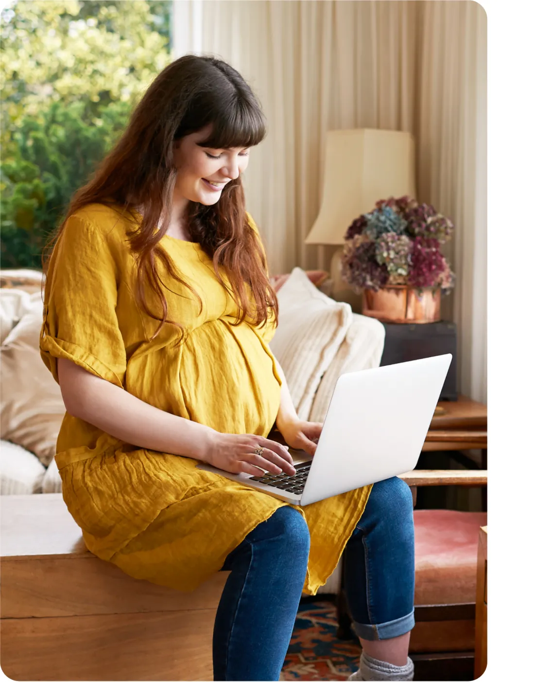 A pregnant employee working from home