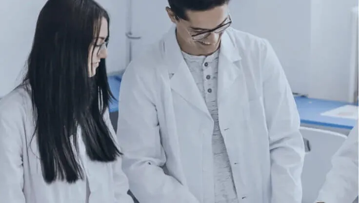 A dental staff setting up online consult with a client